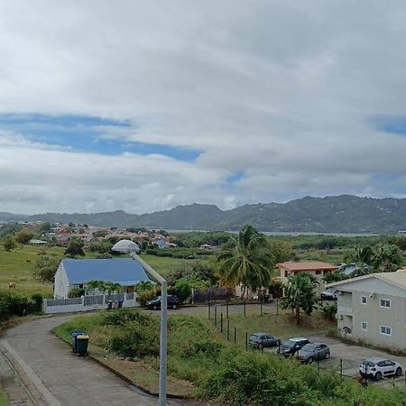 A 10Min De La Plage, Agreable Appartement Lumineux Le Robert Exterior photo