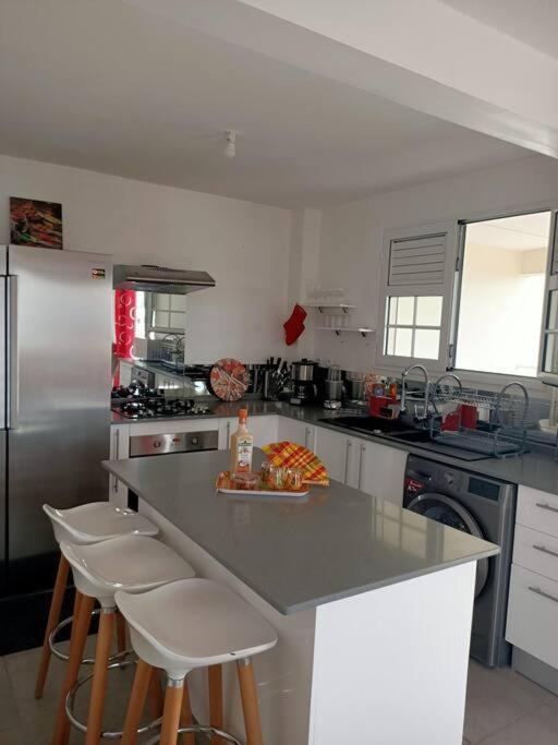 A 10Min De La Plage, Agreable Appartement Lumineux Le Robert Exterior photo
