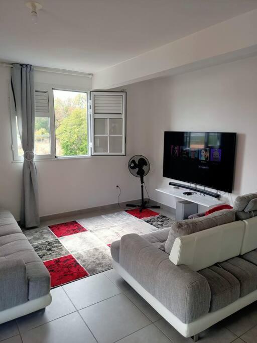 A 10Min De La Plage, Agreable Appartement Lumineux Le Robert Exterior photo